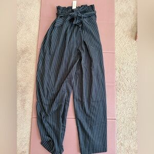 Francesca's Collections Navy Pinstripe Paperbag Waist Trousers